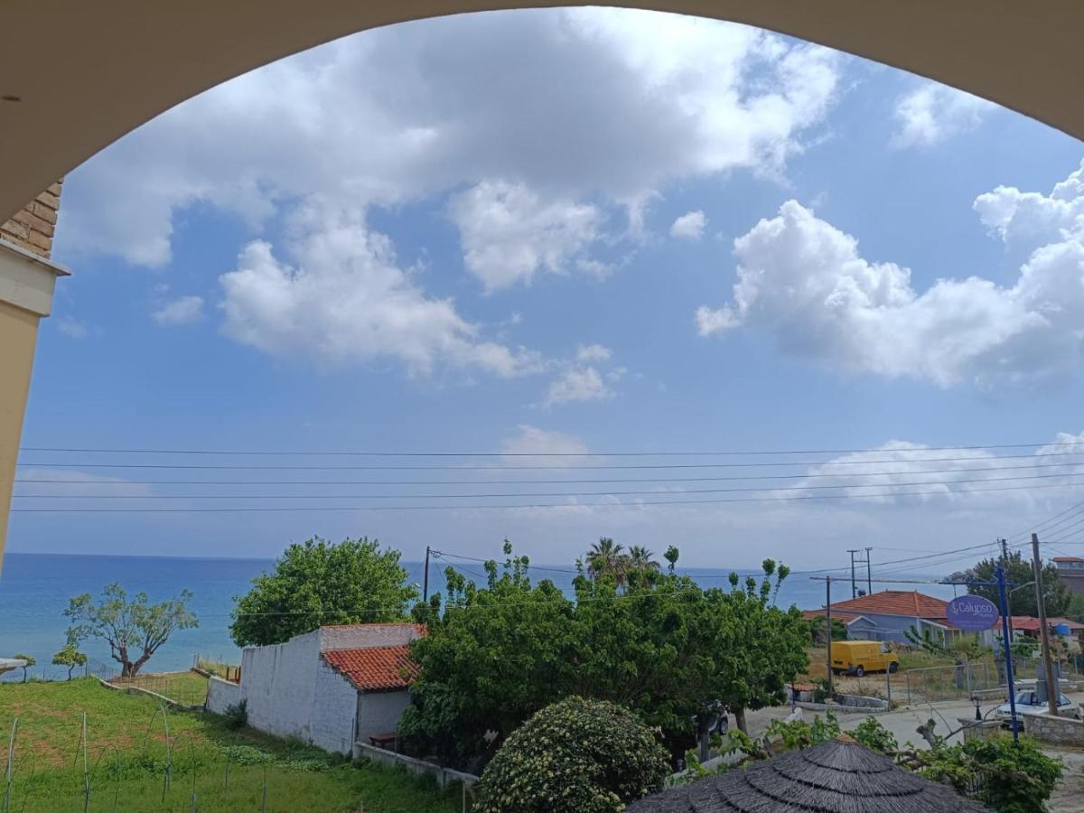 Calypso Studios Amoudi Exterior foto