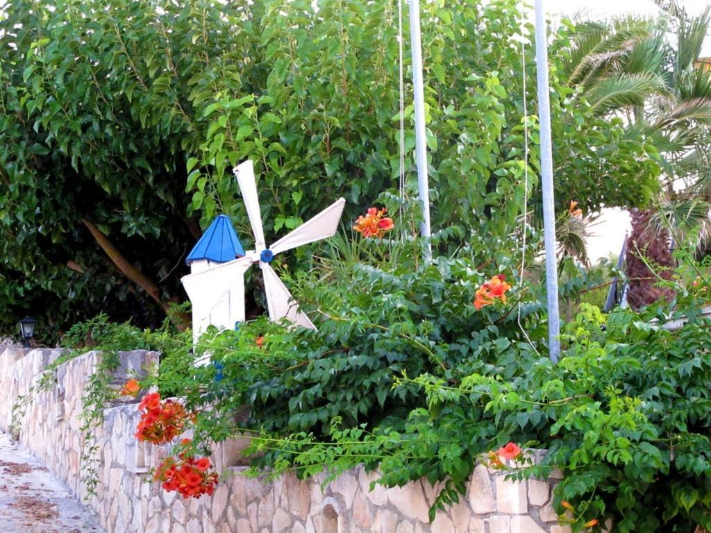 Calypso Studios Amoudi Exterior foto
